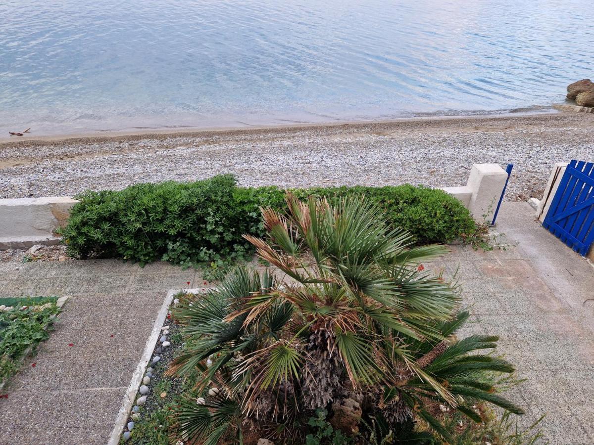Appartement Korinthian Sea View à Nerántza Extérieur photo